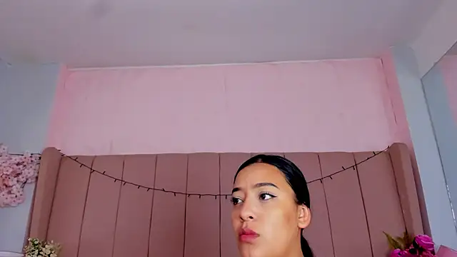 MollyBigBoobs12 online show from 10-02-25, 09:00