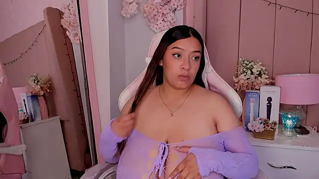 MollyBigBoobs12 online show from 10-10-25, 08:41