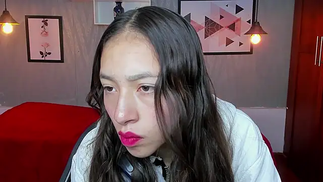 Valeria roussi online show from 01-16-25, 01:58