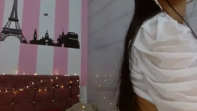 sara caplerx online show from 12-18-24, 01:02