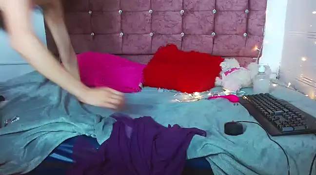 sara caplerx online show from 12-27-24, 06:53