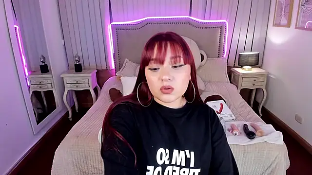 Snapshot of Valentina_Se chatting on 03-06-25, 04:19 Valentina Se online show from 03-06-25, 04:19