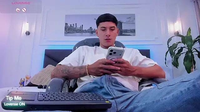 Damian23   online show from 12-22-25, 12:57