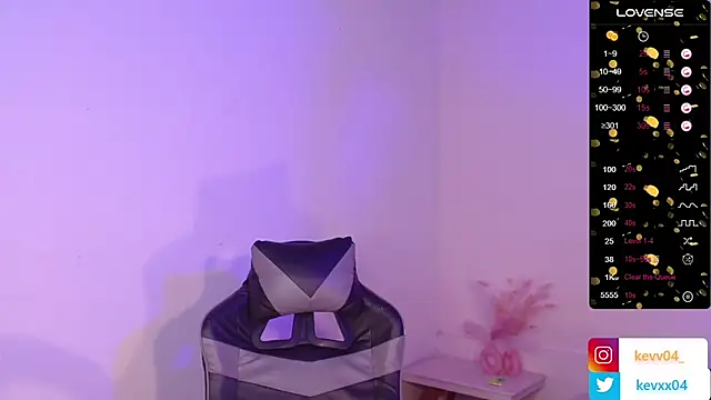 Alexx tc online show from 10-22-25, 04:02