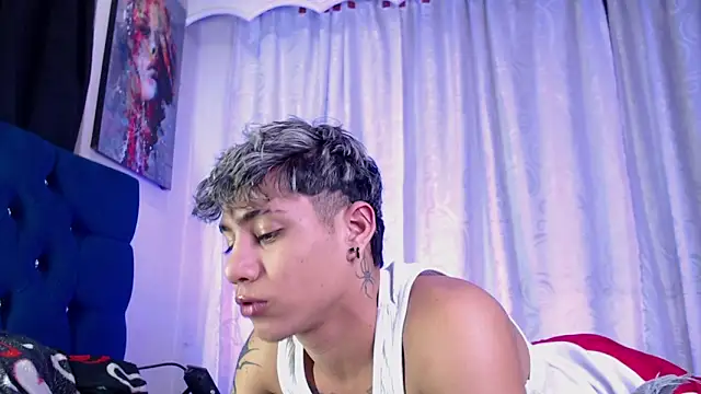 Snapshot of Sexys_Boys_Hot1 chatting on 05-07-26, 01:55 Sexys Boys Hot1 online show from 05-07-26, 01:55