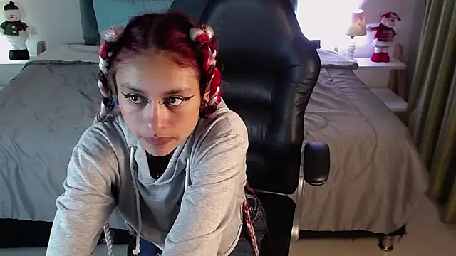 Kat cute  online show from 12-23-24, 01:40