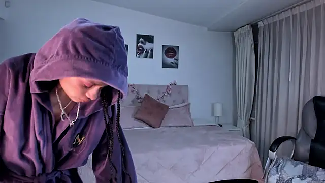 Kat cute  online show from 01-24-25, 05:21