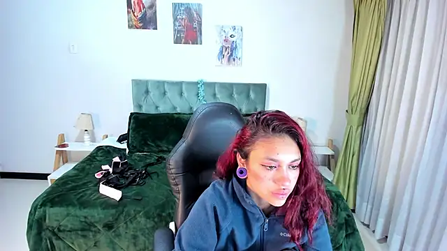 Kat cute  online show from 02-24-25, 09:32