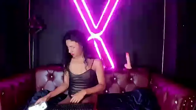 Sabrina Rosse   online show from 02-04-25, 03:44