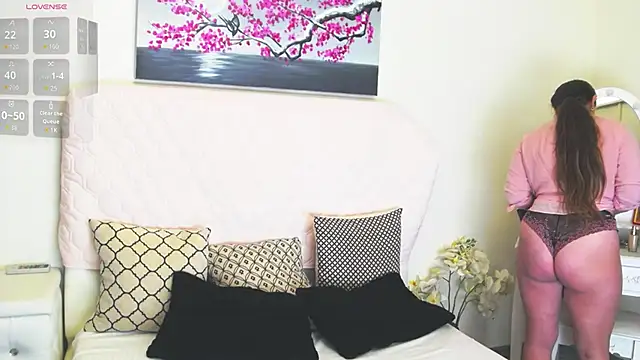 Snapshot of Ysabell01 chatting on 10-06-25, 04:21 Ysabell01 online show from 10-06-25, 04:21