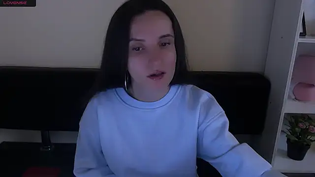 LaimaV  online show from 01-11-25, 05:07