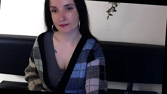 LaimaV  online show from 05-02-26, 10:04