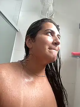 Snapshot of isa_ofc2024 chatting on 11-25-25, 12:38 isa ofc2024 online show from 11-25-25, 12:38