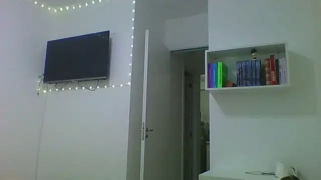 Snapshot of isa_ofc2024 chatting on 12-19-25, 02:18 isa ofc2024 online show from 12-19-25, 02:18