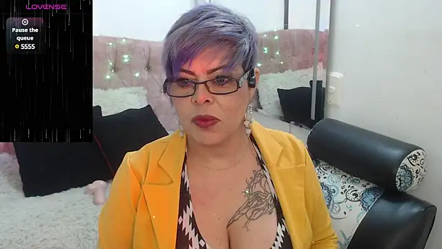 Grecia Horny online show from 01-07-25, 12:52