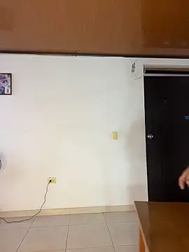 Snapshot of ALANAH_KITTY chatting on 11-07-25, 07:47 ALANAH KITTY online show from 11-07-25, 07:47