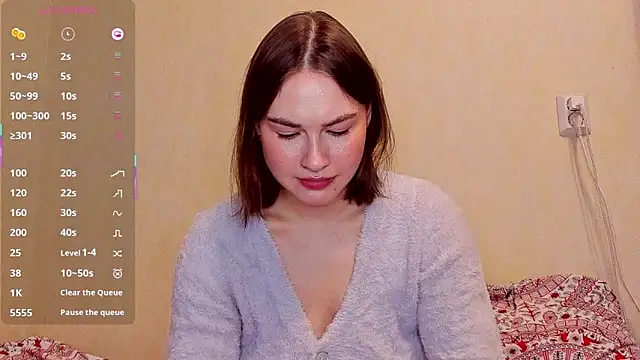 Snapshot of sleeeep_y chatting on 03-12-26, 02:34 sleeeep y online show from 03-12-26, 02:34