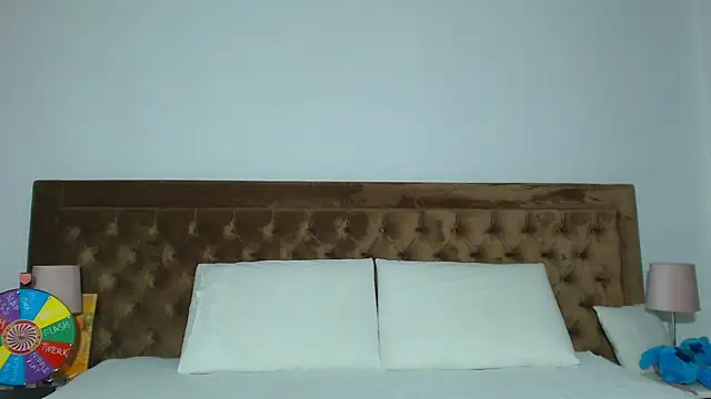 Snapshot of Aylinhoney08 chatting on 02-18-26, 06:42 Aylinhoney08 online show from 02-18-26, 06:42