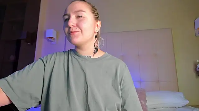 Debbie Taylor online show from 10-21-25, 05:13