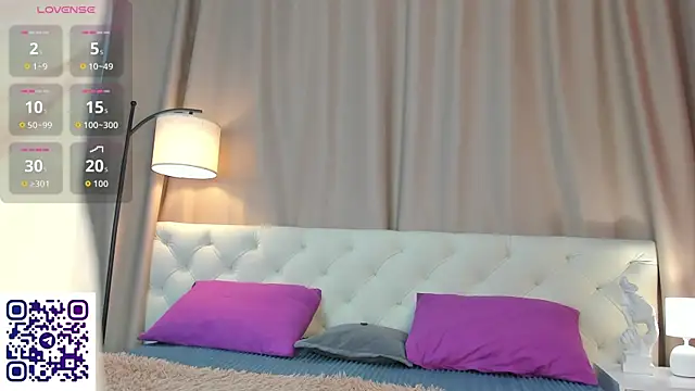 Snapshot of Debbie_Taylor chatting on 03-25-26, 05:30 Debbie Taylor online show from 03-25-26, 05:30