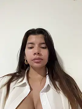 Snapshot of adop_me__ chatting on 03-04-26, 11:00 adop me online show from 03-04-26, 11:00