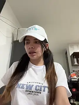 Snapshot of adop_me__ chatting on 03-13-26, 09:32 adop me online show from 03-13-26, 09:32