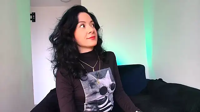 miabeautyxx online show from 02-14-26, 01:41