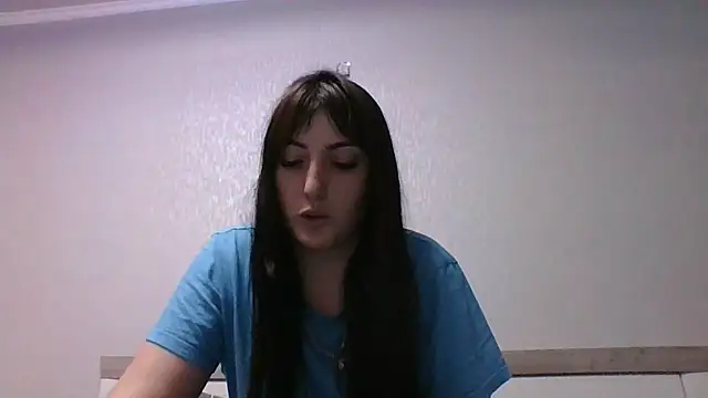 Snapshot of Moniic_Moon chatting on 12-01-24, 05:02 Moniic Moon online show from 12-01-24, 05:02