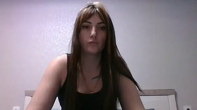 Snapshot of Moniic_Moon chatting on 12-21-24, 03:20 Moniic Moon online show from 12-21-24, 03:20