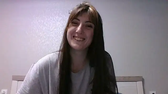 Snapshot of Moniic_Moon chatting on 12-28-24, 04:41 Moniic Moon online show from 12-28-24, 04:41
