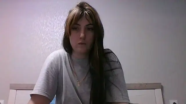 Snapshot of Moniic_Moon chatting on 12-30-24, 03:57 Moniic Moon online show from 12-30-24, 03:57