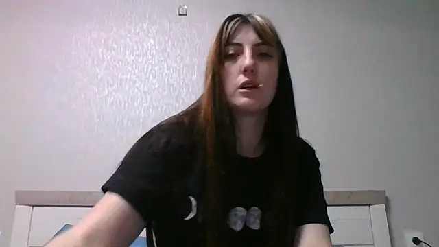 Snapshot of Moniic_Moon chatting on 01-13-25, 03:58 Moniic Moon online show from 01-13-25, 03:58
