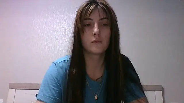 Snapshot of Moniic_Moon chatting on 01-15-25, 03:29 Moniic Moon online show from 01-15-25, 03:29