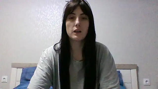 Snapshot of Moniic_Moon chatting on 02-24-25, 03:53 Moniic Moon online show from 02-24-25, 03:53