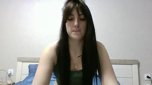 Snapshot of Moniic_Moon chatting on 03-01-25, 03:49 Moniic Moon online show from 03-01-25, 03:49