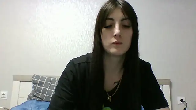 Snapshot of Moniic_Moon chatting on 03-08-25, 05:43 Moniic Moon online show from 03-08-25, 05:43
