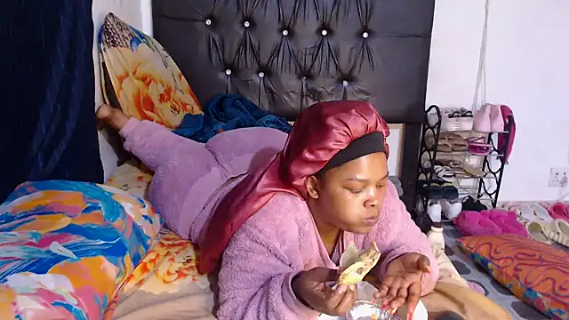 BigbootyNickyx online show from 10-29-25, 06:53