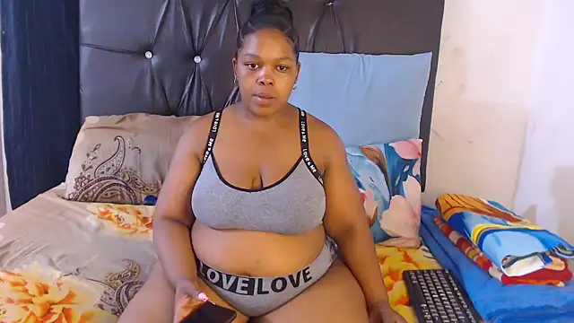 BigbootyNickyx online show from 01-18-26, 07:06