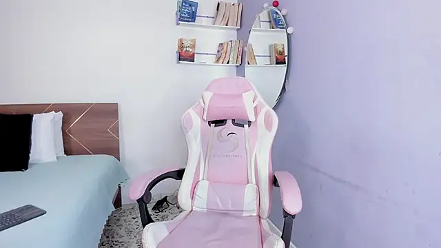 Snapshot of amber_maxwell chatting on 02-03-25, 08:35 amber maxwell online show from 02-03-25, 08:35