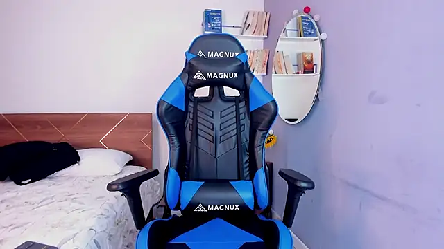 Snapshot of amber_maxwell chatting on 02-23-25, 08:44 amber maxwell online show from 02-23-25, 08:44