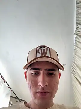 Snapshot of PhilipRich chatting on 03-27-26, 05:23 PhilipRich online show from 03-27-26, 05:23