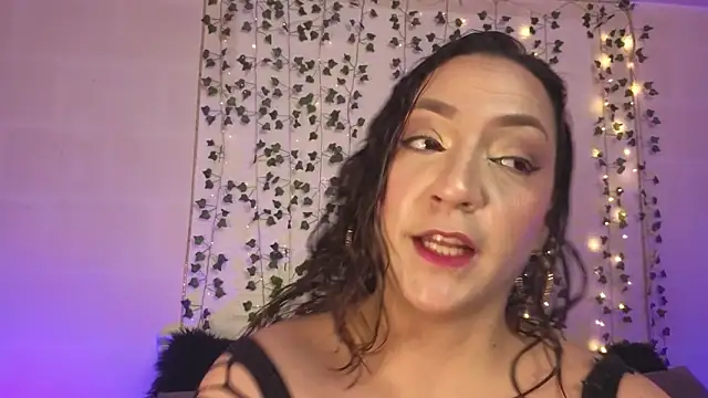 Snapshot of Bigboobs_and_stiven chatting on 03-18-26, 11:46 Bigboobs and stiven online show from 03-18-26, 11:46