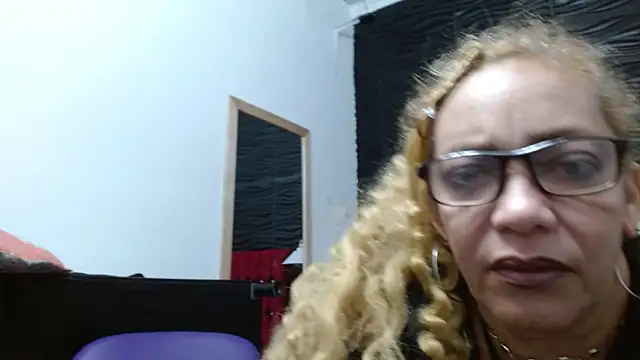 Snapshot of PervertedMature chatting on 01-15-25, 09:56 PervertedMature online show from 01-15-25, 09:56