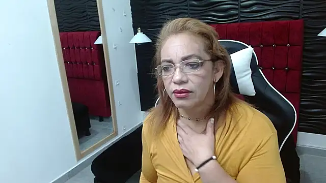 Snapshot of PervertedMature chatting on 01-28-25, 03:25 PervertedMature online show from 01-28-25, 03:25