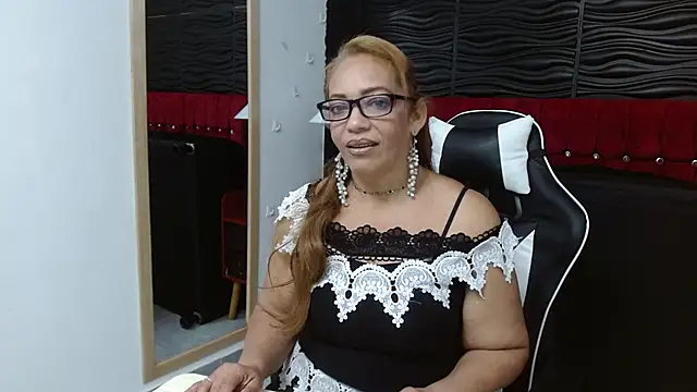 Snapshot of PervertedMature chatting on 03-02-25, 02:41 PervertedMature online show from 03-02-25, 02:41