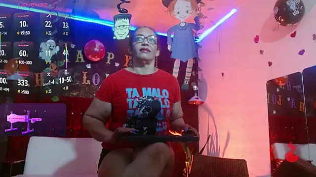 Snapshot of PervertedMature chatting on 10-21-25, 01:17 PervertedMature online show from 10-21-25, 01:17