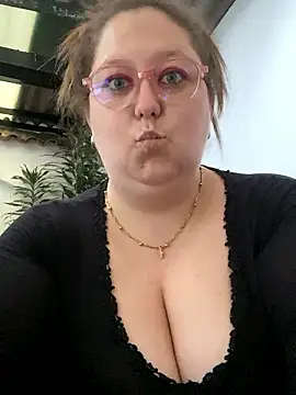 Chloee ep online show from 12-06-24, 10:41