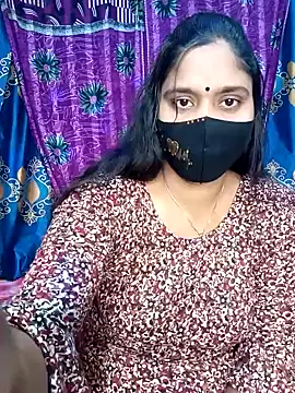 Snapshot of Hot_Maleka chatting on 02-03-25, 12:14 Hot Maleka online show from 02-03-25, 12:14