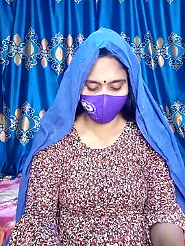 Snapshot of Hot_Maleka chatting on 02-07-25, 01:32 Hot Maleka online show from 02-07-25, 01:32