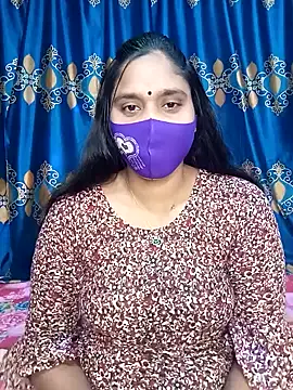 Snapshot of Hot_Maleka chatting on 02-09-25, 12:41 Hot Maleka online show from 02-09-25, 12:41